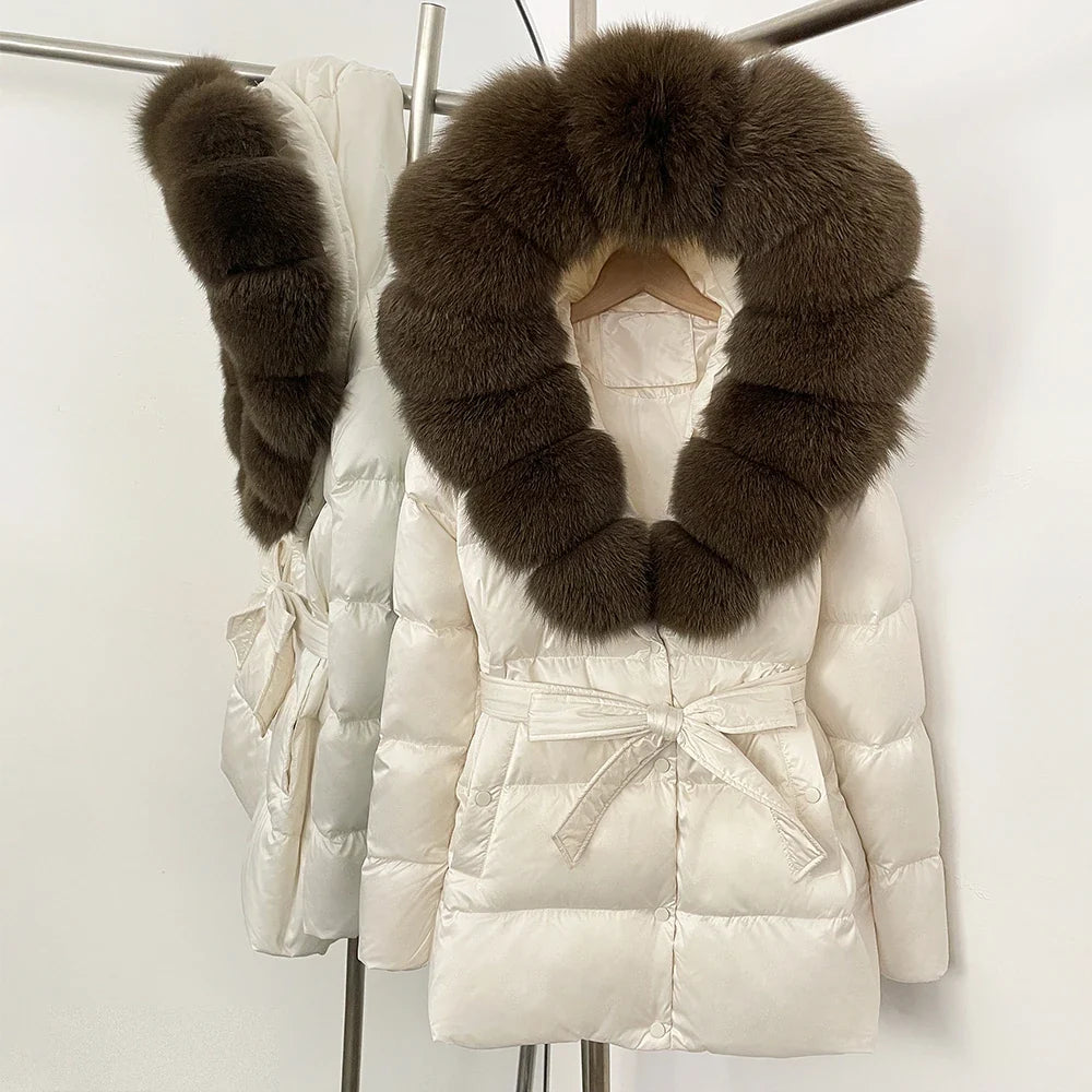Damen Daunenjacke mit Kapuze, Pelzbesatz und Gürtel