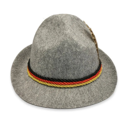Men’s traditional outfit: lederhosen, shirt, hat, quilted details, various colors