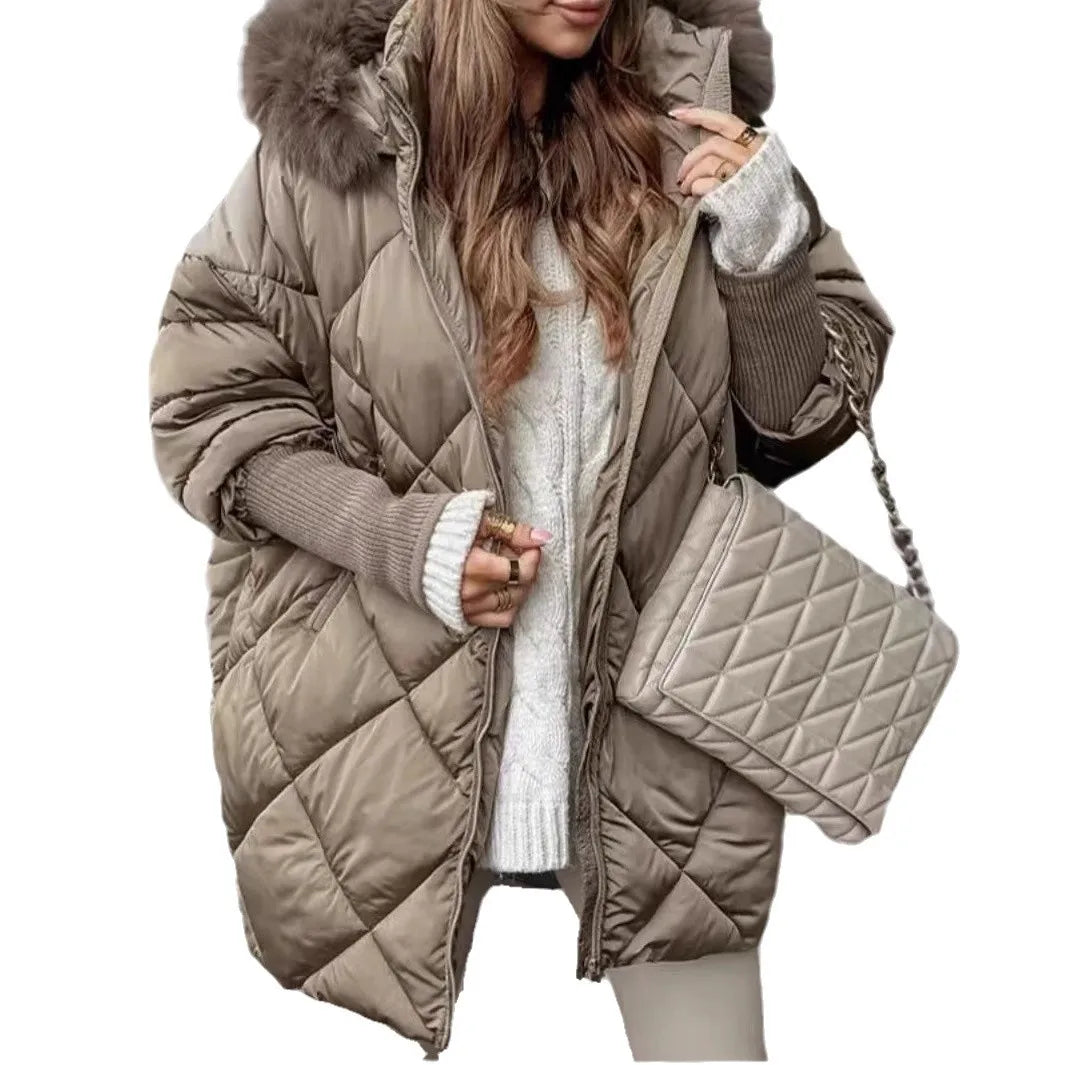Women's quilted winter jacket with hood and faux fur trim