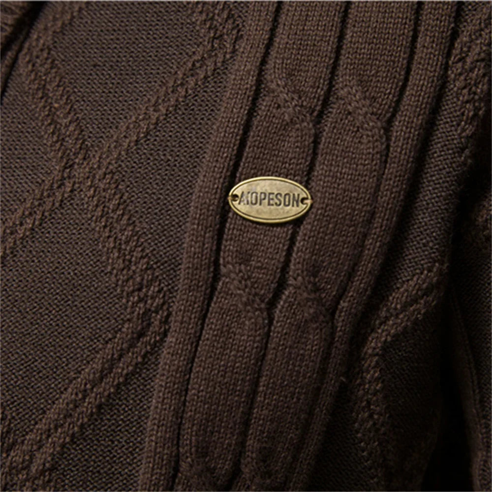 Men's shawl-collar cardigan with diamond pattern and button placket