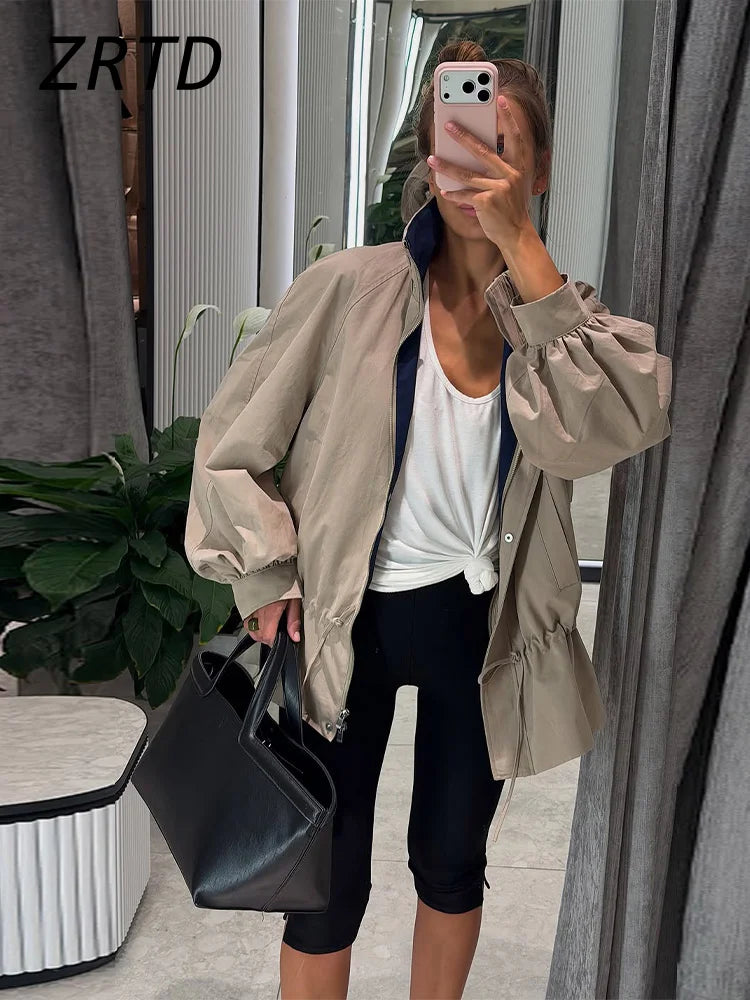 Women's beige jacket with drawstring and blouson sleeves