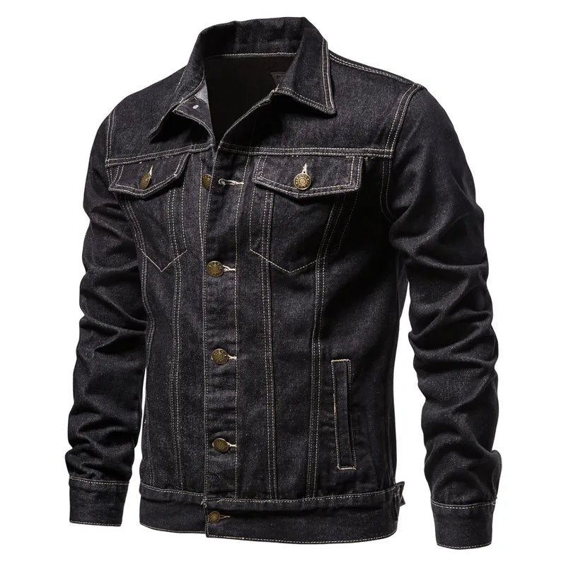 Men's denim jacket with a regular fit and buttons