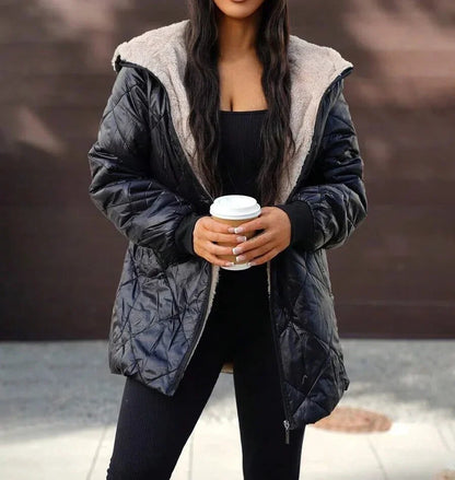 Damen Steppjacke mit Kapuze und Teddyfutter Schwarz