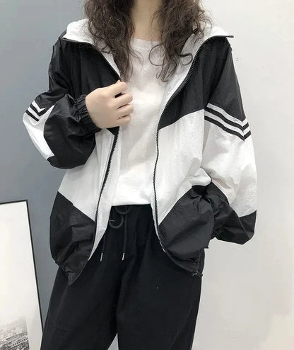 Women's two-tone hooded jacket with zipper
