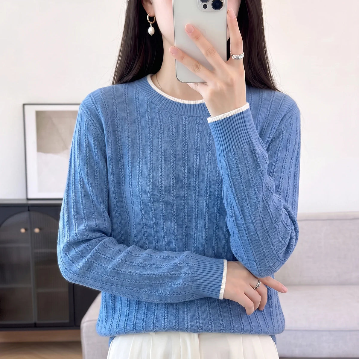 Women's ribbed knit sweater, long sleeves, crew neck, two-tone light blue