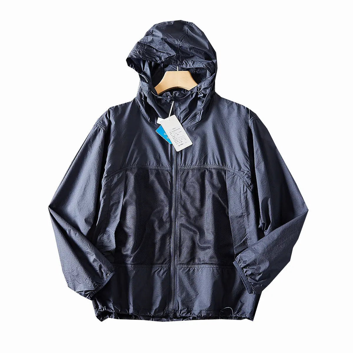 Leichte Kapuzenjacke mit Reißverschluss und Mesh-Einsätzen