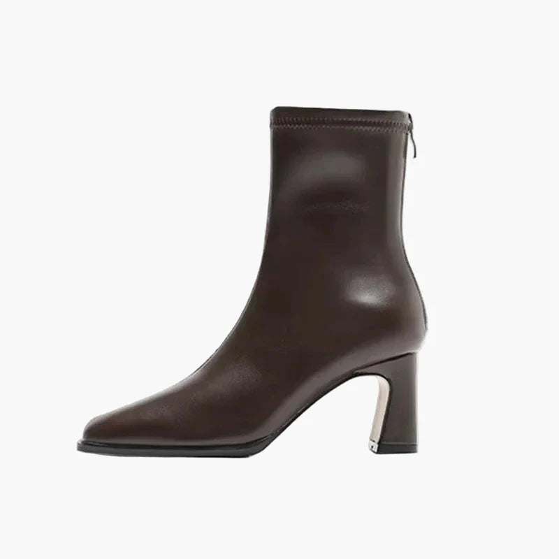 Women's ankle boots with block heel and elegant design for everyday and office use