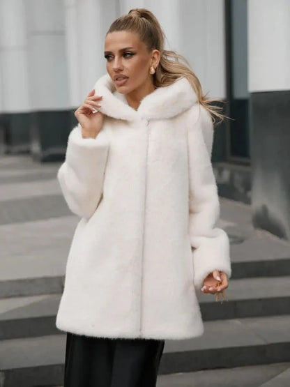 Damen Kurzmantel mit Kapuze Plüsch-Optik Winter