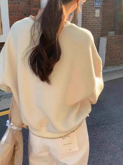 Women's Knit Sweater with Contrasting Trim - Crewneck Long-Sleeve