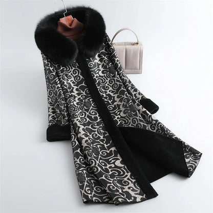 Women's Long Winter Coat with Fur Collar & Pattern Elegant Winter Jacket
