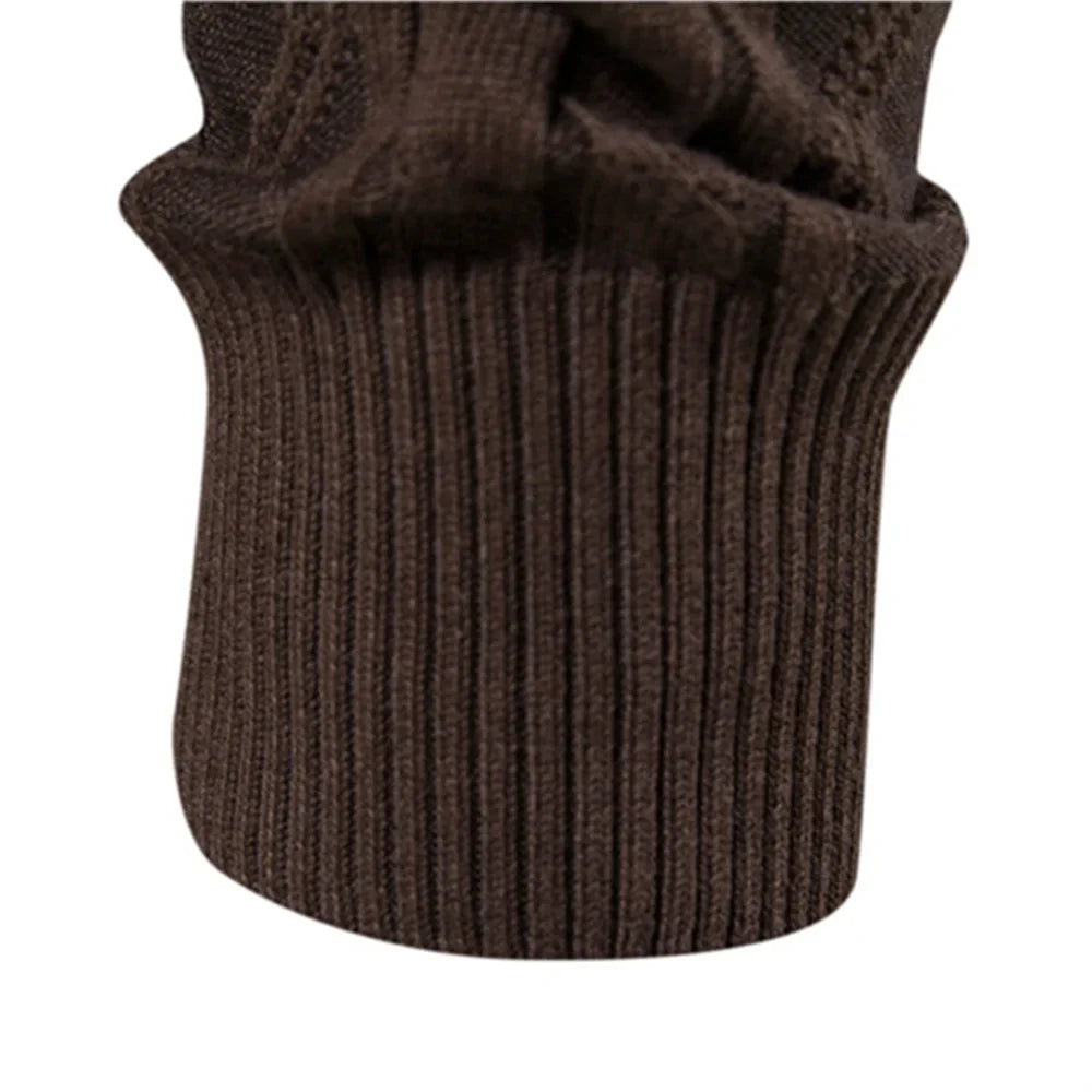 Men's shawl-collar cardigan with diamond pattern and button placket