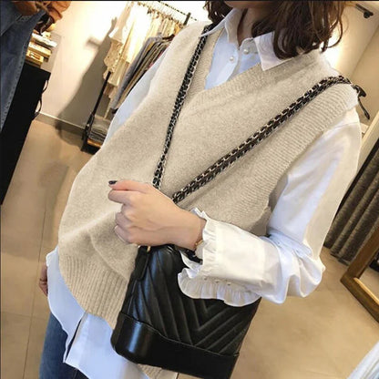 Women's knitted vest, V-neck, sleeveless, gray