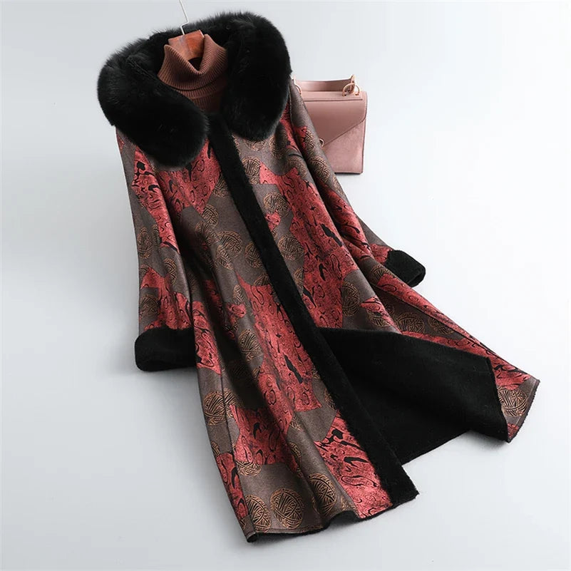 Women's Long Winter Coat with Fur Collar & Pattern Elegant Winter Jacket