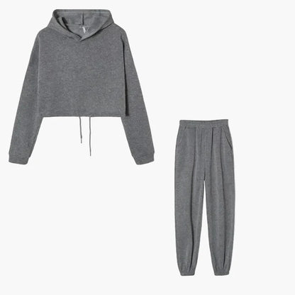 Women's Two-Piece Lounge Set – Fashionable Hoodie & Jogging Pants for Leisure and Everyday Use