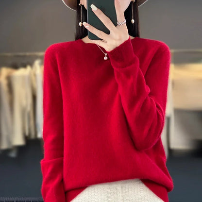 Women's soft fine-knit crew-neck long-sleeve sweater