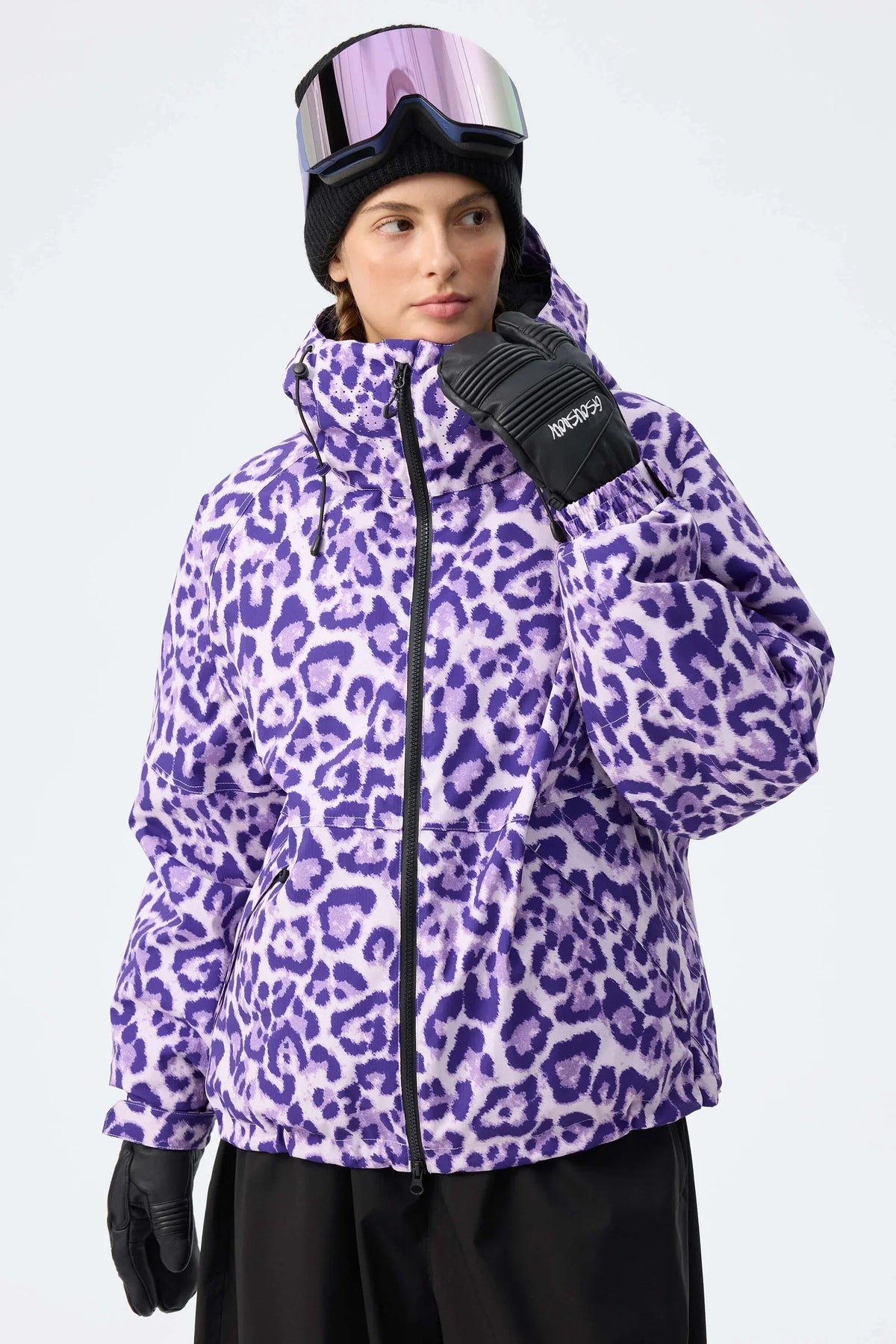 Winter ski jacket with hood and zipper, waterproof outdoor jacket for women