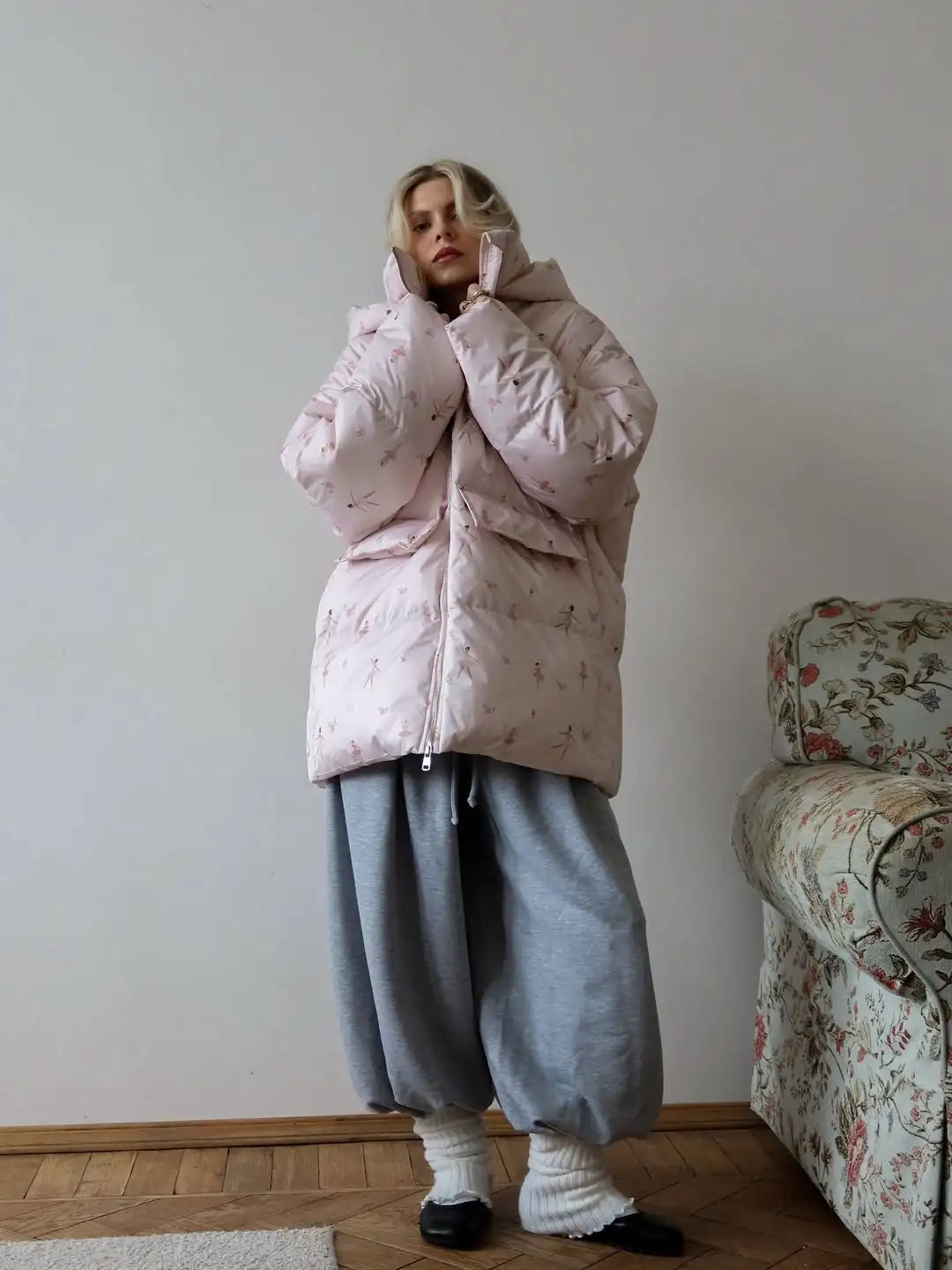 Damen Steppjacke mit Muster, Kapuze & Fäustlingen, locker geschnitten