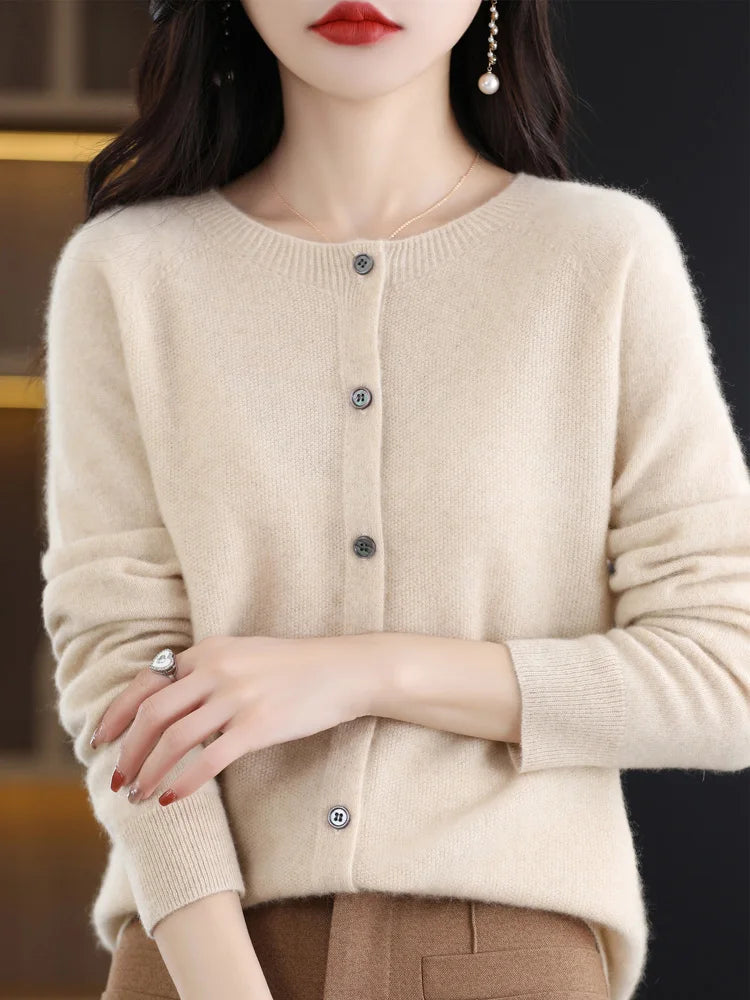 Women's crew-neck knitted cardigan with button placket, long-sleeve