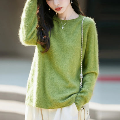 Women's soft fine-knit crew-neck long-sleeve sweater
