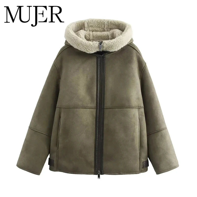 Gefütterte Jacke mit Kapuze, Grün, Veloursleder-Optik