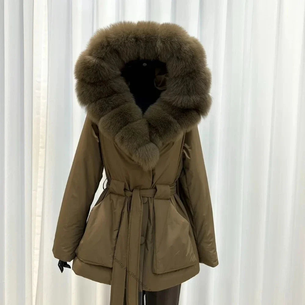 Damen Winterjacke mit Fellkapuze, tailliert, gefüttert