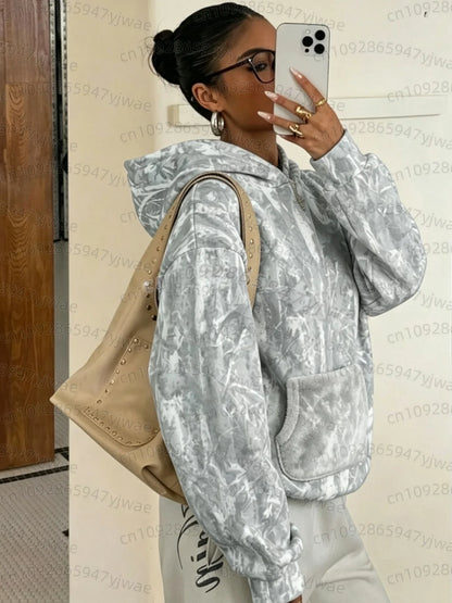 Women's camouflage hoodie, oversized fit, kangaroo pocket