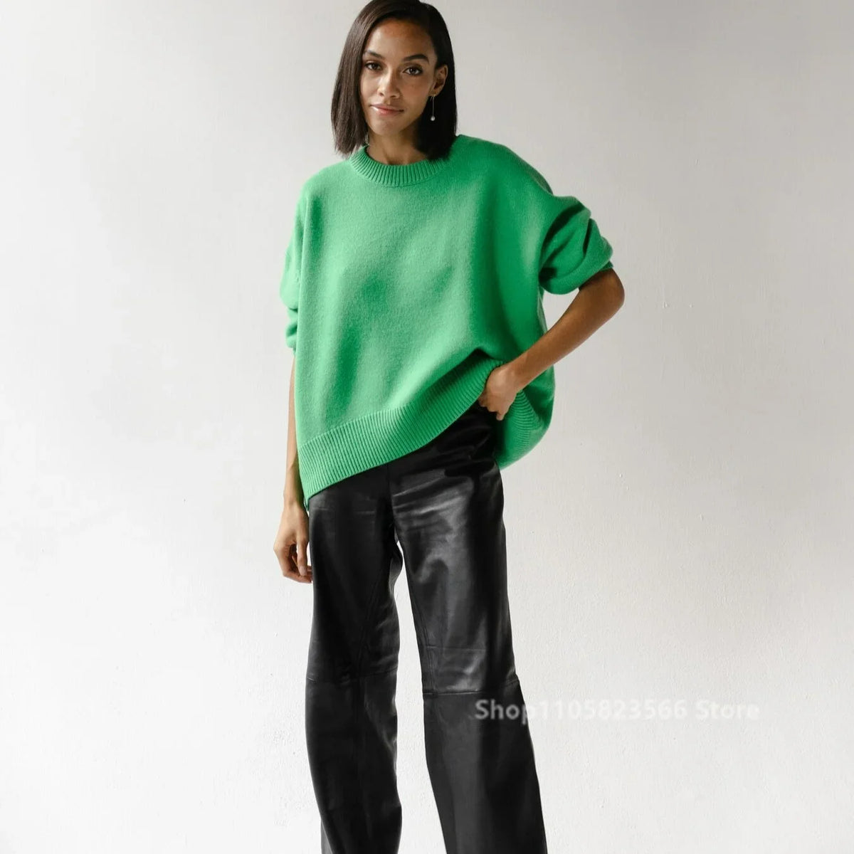 Women's oversized knit sweater, crew neck, loose fit