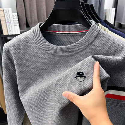 Men's crew-neck pullover with honeycomb texture and stripe detail