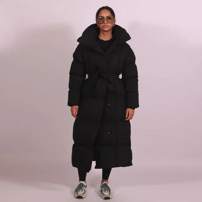Long women's quilted coat with belt - Dark brown/Black with/without hood