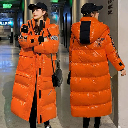 Langer glänzender Winter-Puffer-Mantel mit Kapuze Damen