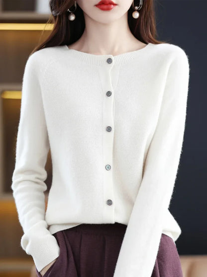 Women's crew-neck knitted cardigan with button placket, long-sleeve