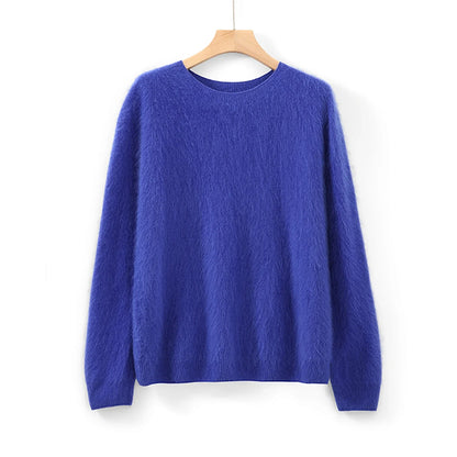 Soft women's crew-neck long-sleeve knit sweater