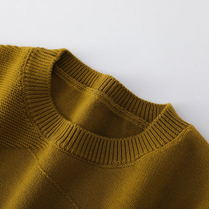 Women's crew-neck long-sleeve sweater with a textured pattern in green