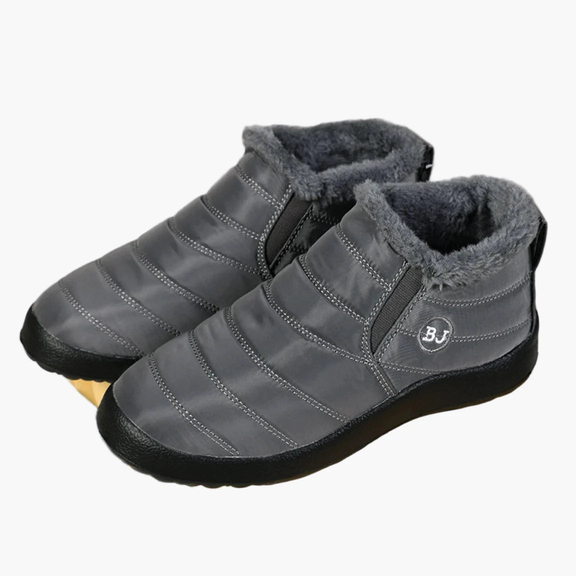 Men's Winter Slippers with Warm Lining – Waterproof Outdoor Slippers for Home and Garden
