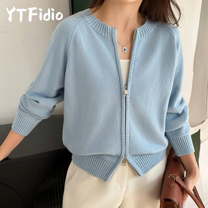 Women's zip-up cardigan with crew neck