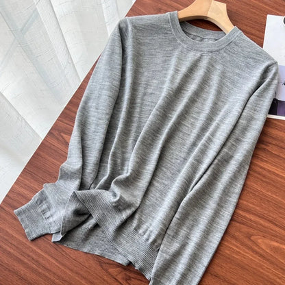 Women's fine-knit crew-neck long-sleeve basic sweater