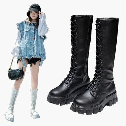 Women's lace-up boots with platform – Fashionable high combat boots for everyday and leisure use