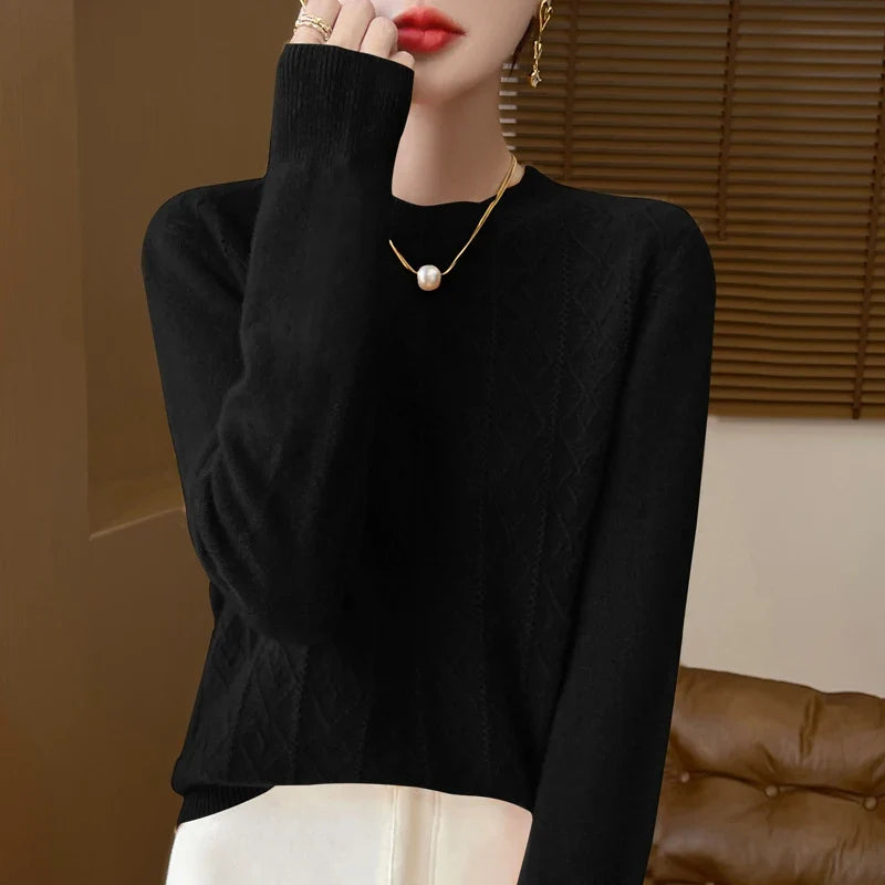 Women's crew-neck knitted sweater with diamond pattern long sleeves
