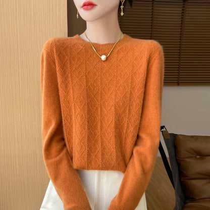 Women's crew-neck knitted sweater with diamond pattern long sleeves