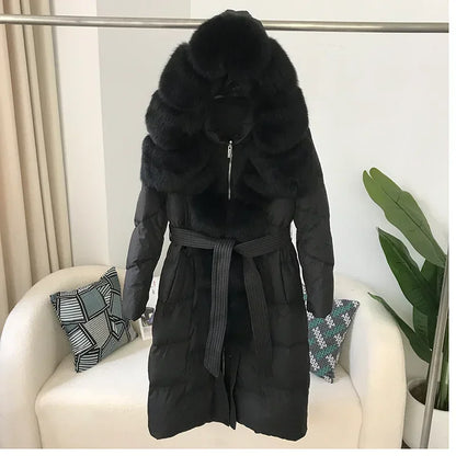 Damen Daunenmantel mit Pelzkapuze und Bindegürtel, gepolstert, lange Winterjacke