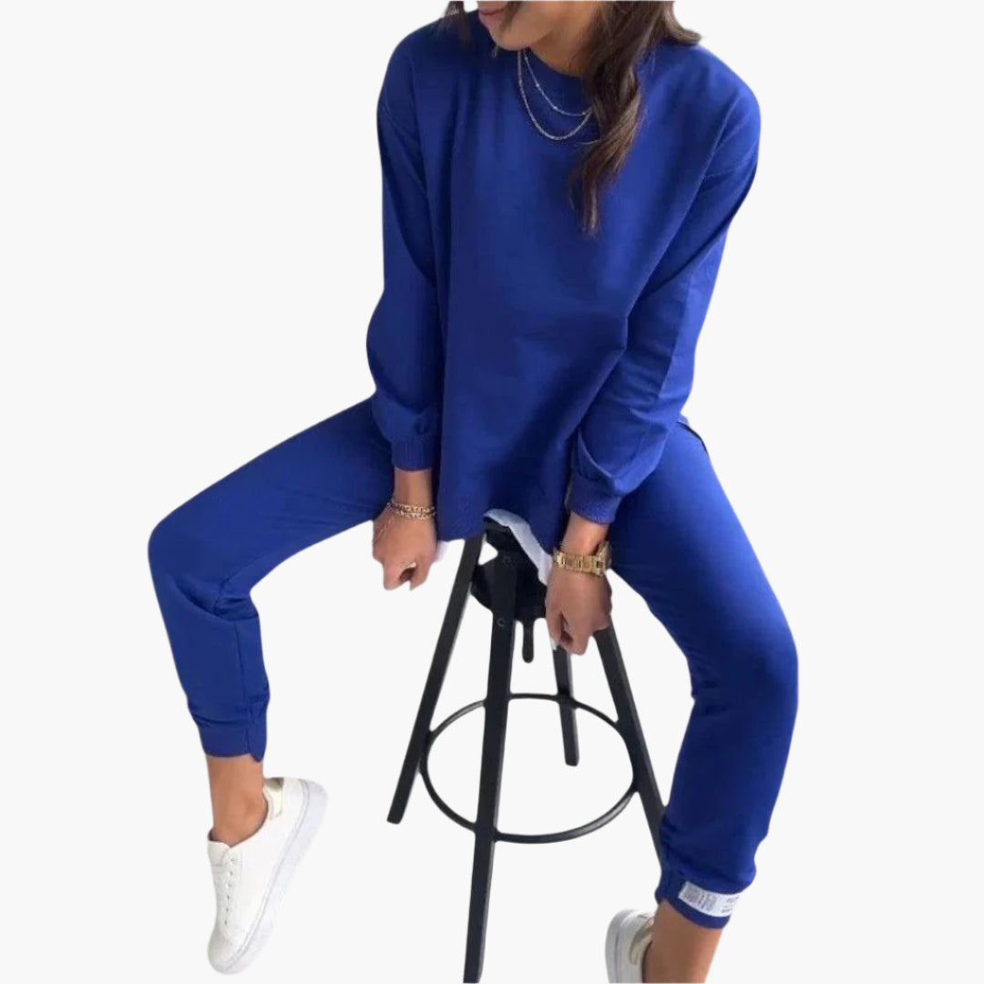 Women's loungewear set – Comfortable casual outfit for everyday & home