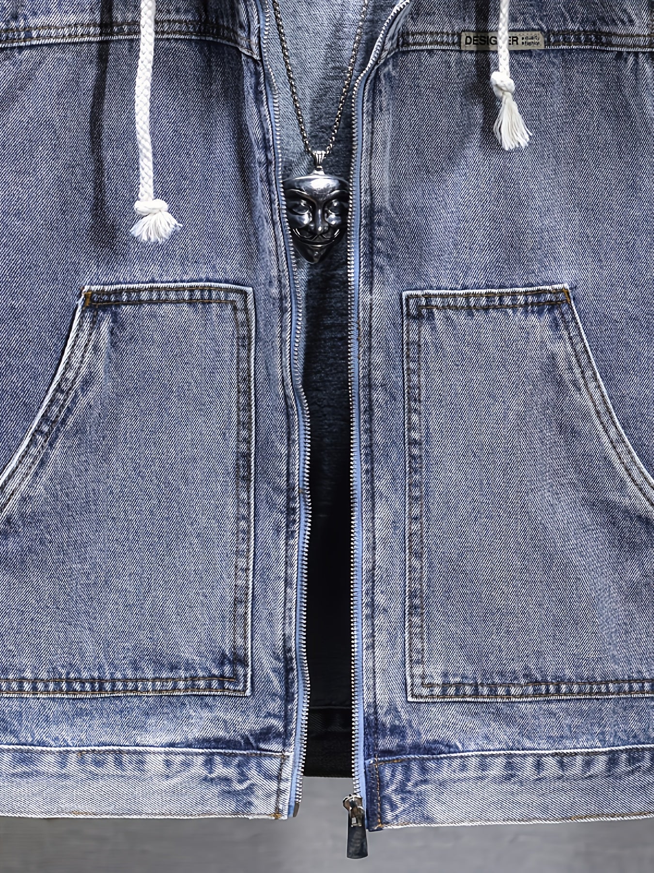 Men's denim vest with hood, sleeveless, with zipper and pockets