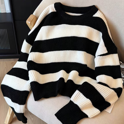 Women's knitted sweater, black and white striped, crew neck, loose fit