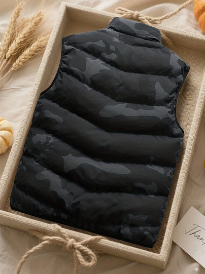Men's quilted vest with stand-up collar & camouflage pattern