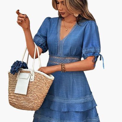 Women's Elegant Casual Dress with Lace and V-Neck – Perfect for Everyday & Going Out