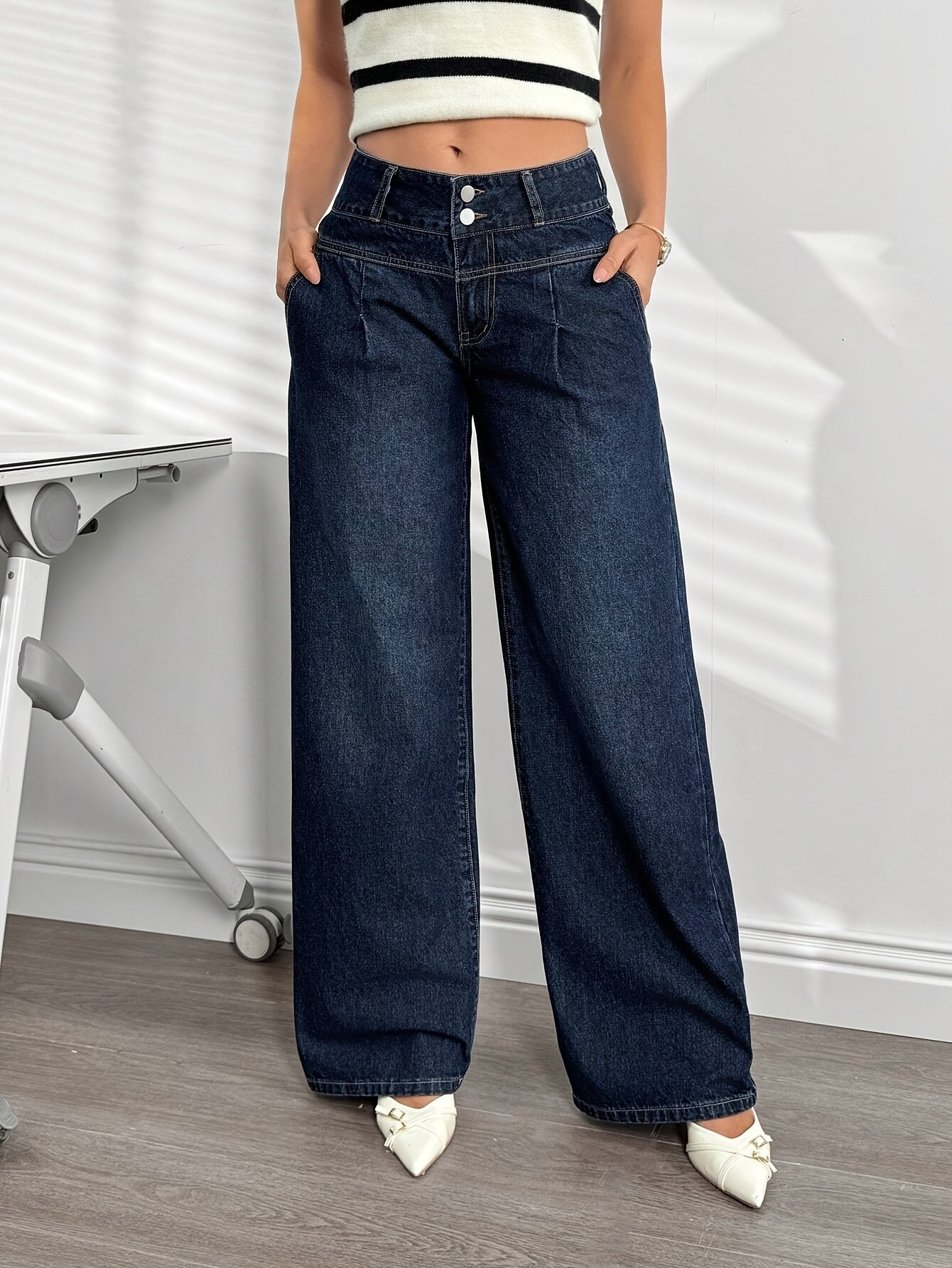 Women's High Waist Wide Leg Jeans – Fashionable Flared Pants for Everyday and Leisure