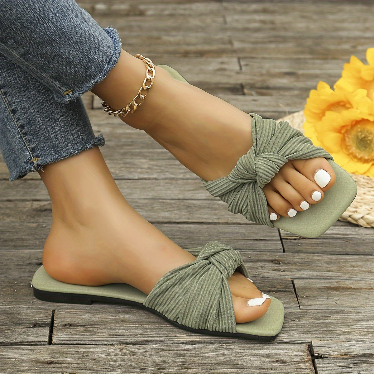 Women's Slip-On Sandals with Knot Detail – Fashionable Summer Shoes for Leisure and Everyday Wear