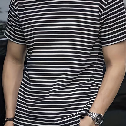 Men's T-Shirt with Classic Stripes – Timeless Design for Everyday and Leisure