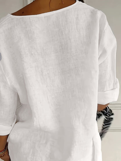 Women's blouse with large buttons and loose fit – everyday & office, casual style