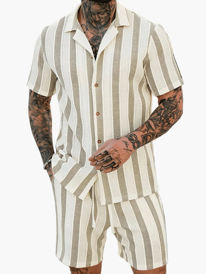Men's Summer Set – Striped Casual Outfit with Short-Sleeve Shirt and Shorts, Ideal for Vacation & Everyday Wear
